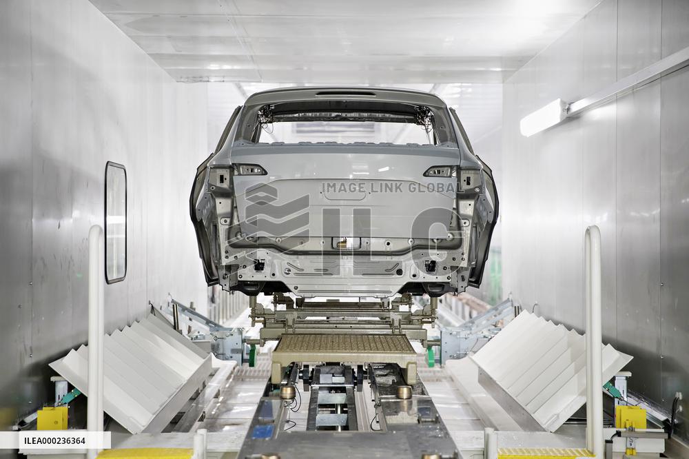 Skoda Auto, production plant, new paint shop