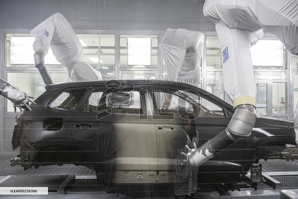 Skoda Auto, production plant, new paint shop