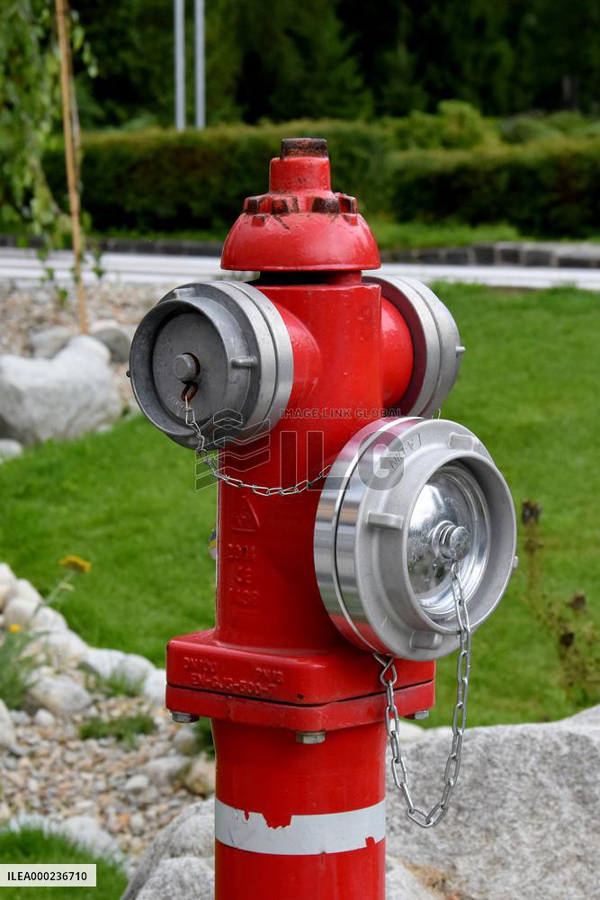 Fire hydrant