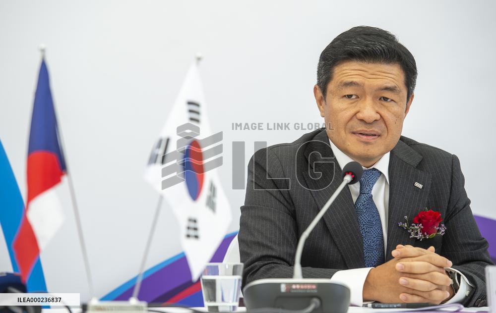 Nexen Tire Europe launches production plant, Travis Kang