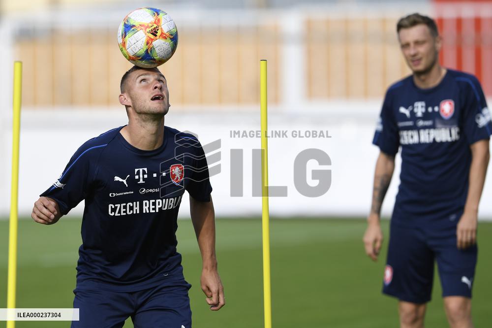 Pavel Kaderabek, training