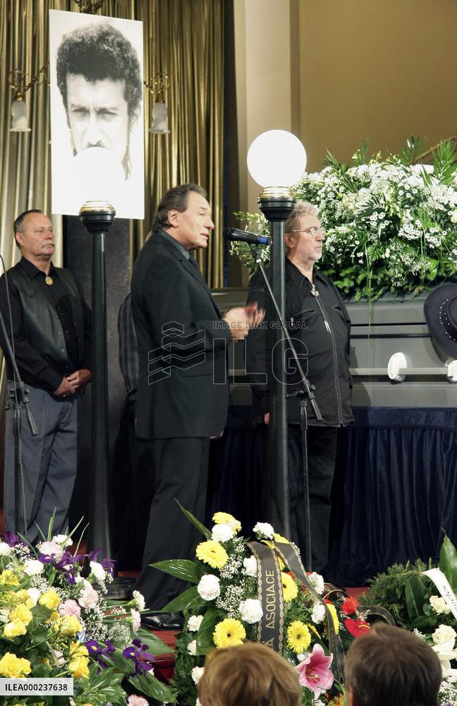 Karel GOTT, zpevak, Waldemar Matuska, pohreb