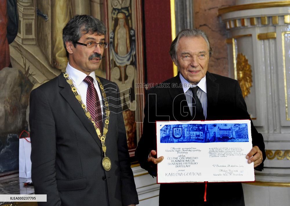 MILAN FTACNIK, KAREL GOTT