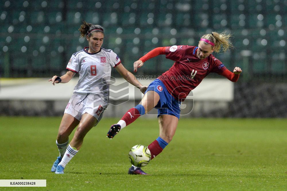 MARIONA CALDENTEY, PETRA BERTHOLDOVA