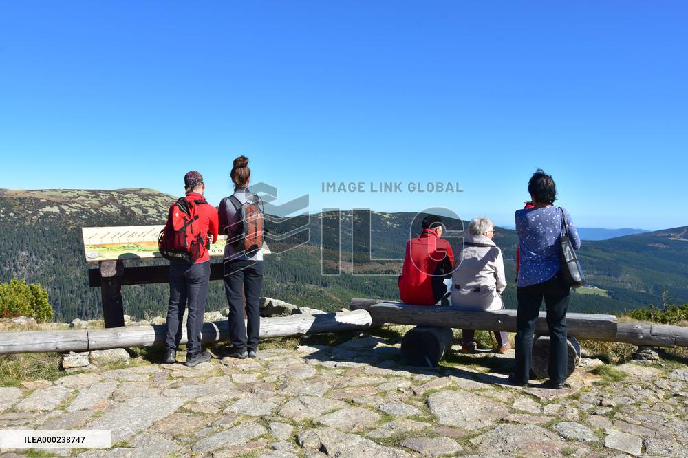 Hiking in Krkonose Mountains, view point, tourist