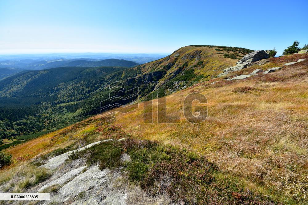Hiking in Krkonose Mountains, view point