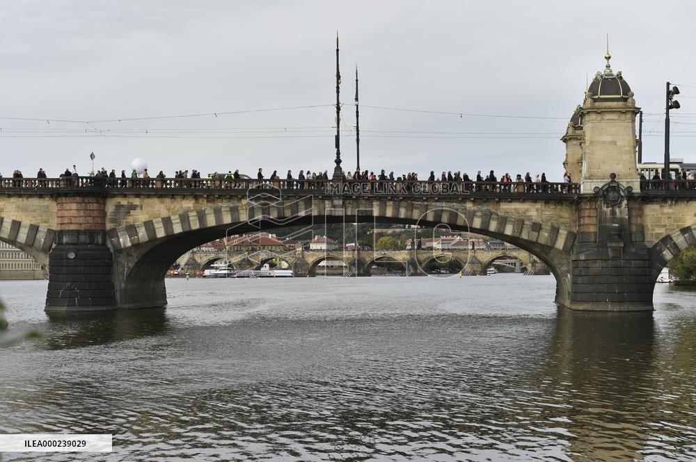 public ceremony to pay last respects to Karel Gott, Zofin Palace