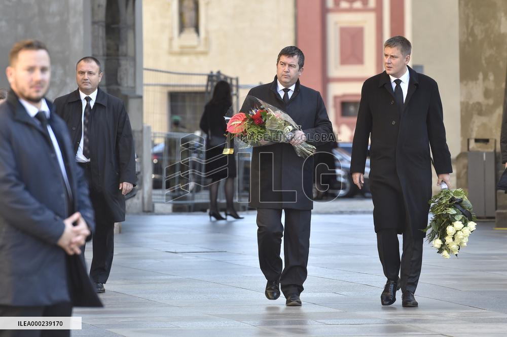 Jan Hamacek, Tomas Petricek, mourning ceremony, Karel Gott, Prague Castle