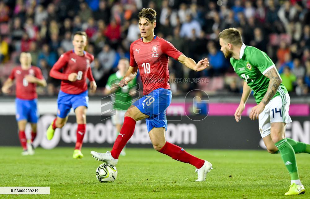 PATRIK SCHICK, STUART DALLAS
