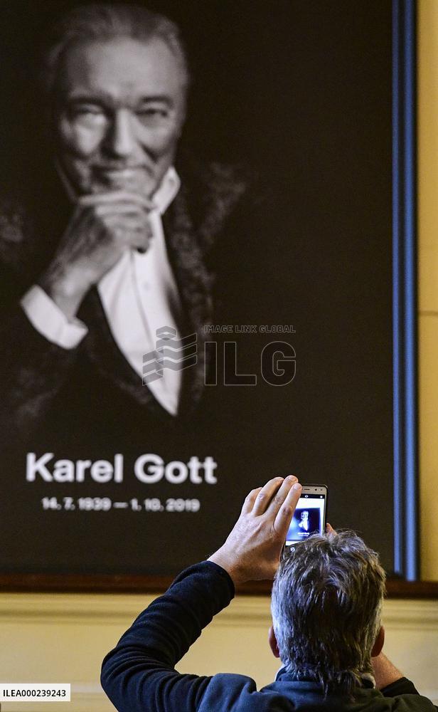 public ceremony to pay last respects to Karel Gott, Zofin Palace