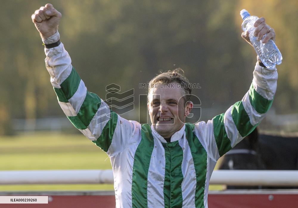 jockey Josef Bartos
