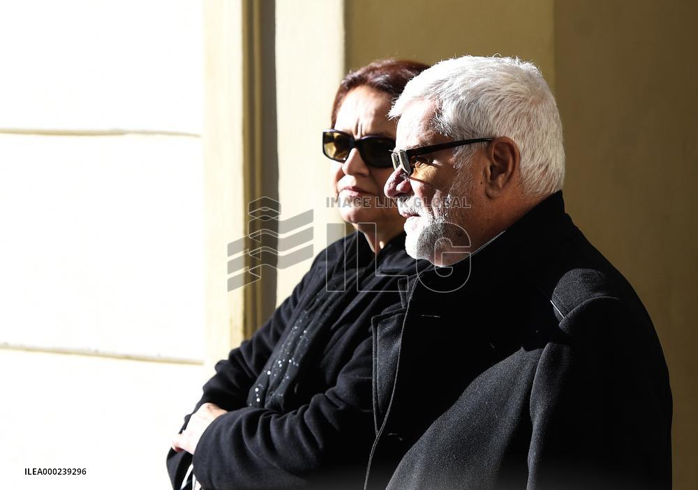 Petr Stepanek, Zlata Adamovska, mourning ceremony, Karel Gott, Prague Castle