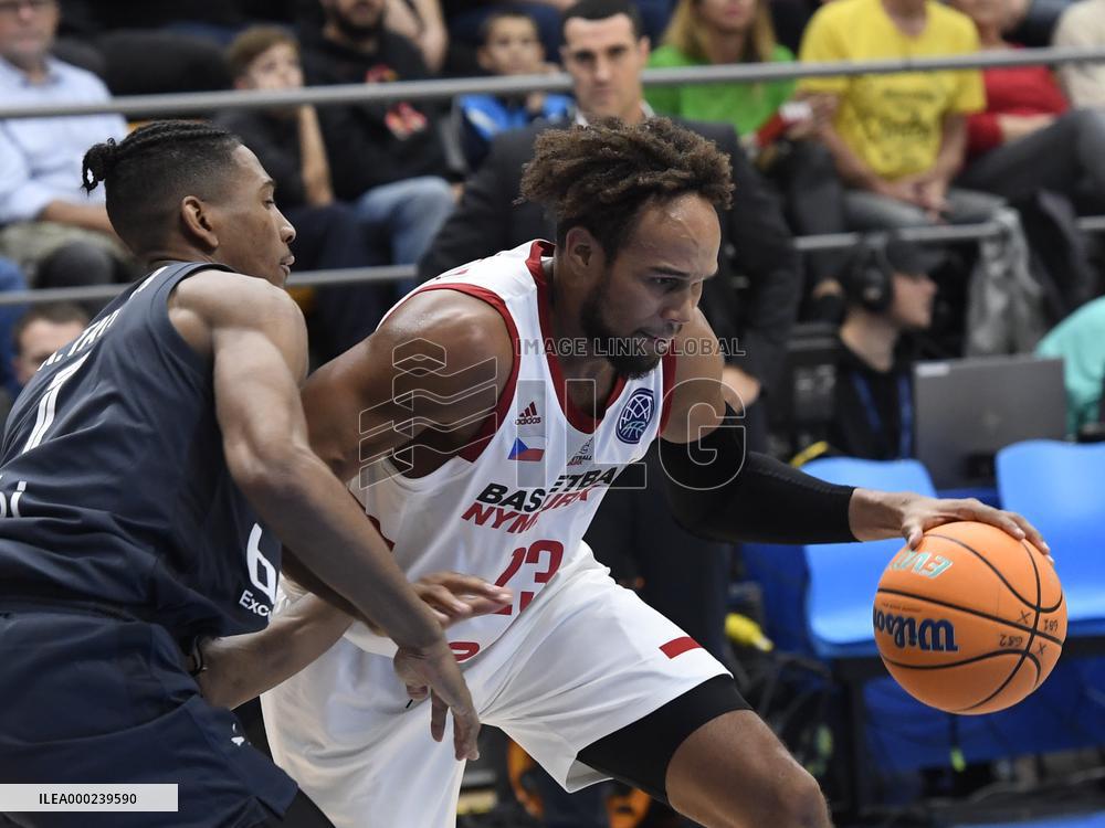 Kameron Taylor, Ivan Almeida