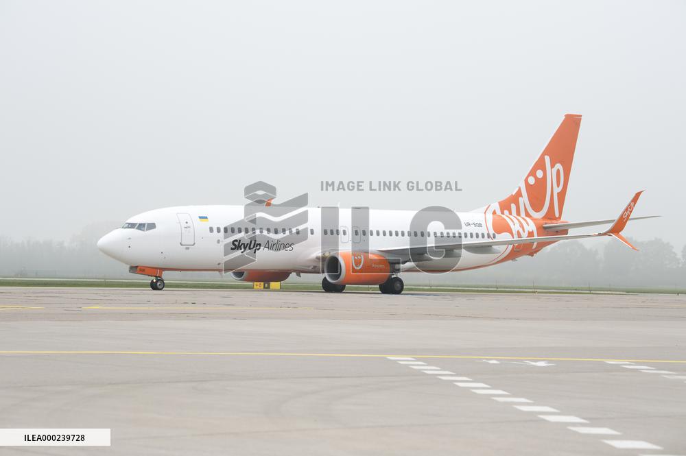 air carrier SkyUp Airlines launches flights from Pardubice, Czech Republic, to Kiev, Ukraine, Boeing 737-800 airliner, plane