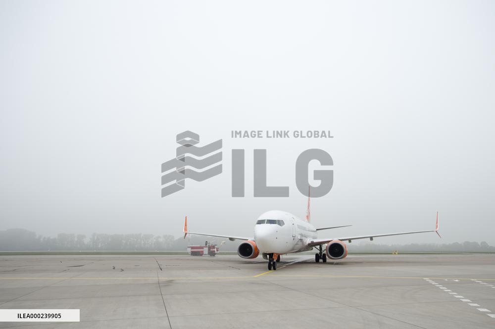 air carrier SkyUp Airlines launches flights from Pardubice, Czech Republic, to Kiev, Ukraine, Boeing 737-800 airliner, plane