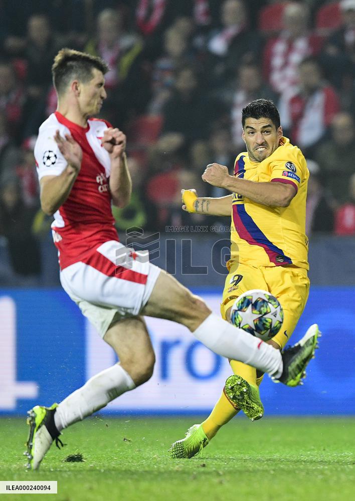 Ondrej Kudela, Luis Suarez