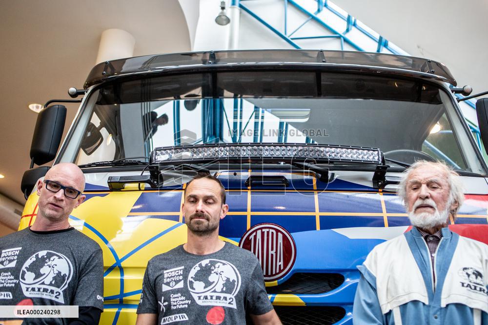 Tatra T 815 4x4, expeditionary vehicle for the Tatra around the World 2 project, Expedition