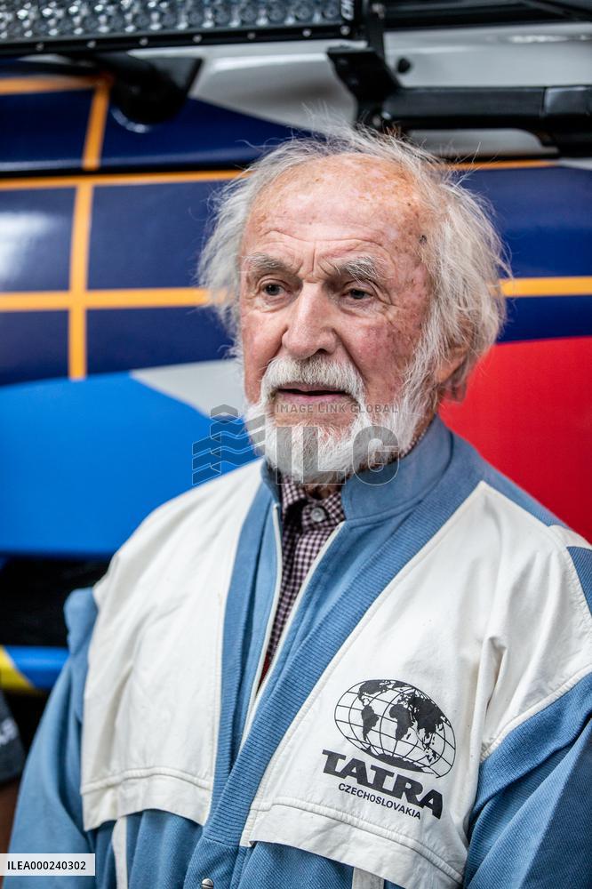 Tatra T 815 4x4, expeditionary vehicle for the Tatra around the World 2 project, Expedition