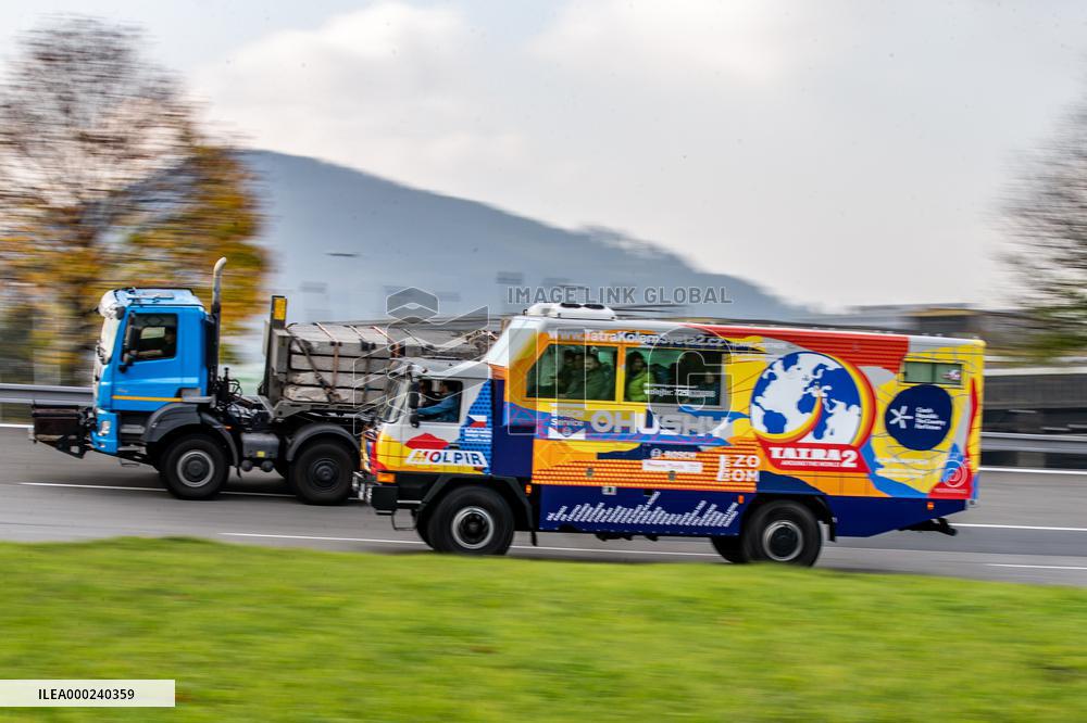 Tatra T 815 4x4, expeditionary vehicle for the Tatra around the World 2 project, Expedition