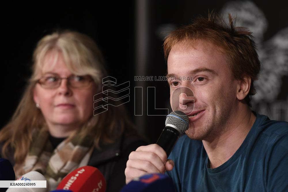 Veronika Vendlova, Mikulas Minar