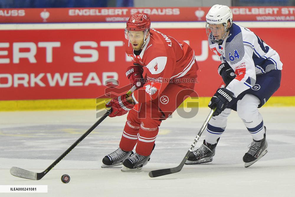 Petteri Lindbohm, Jakub Pour