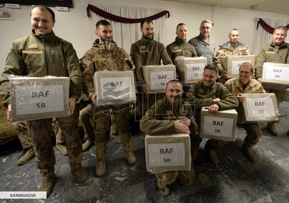 Bagram allied base, soldiers