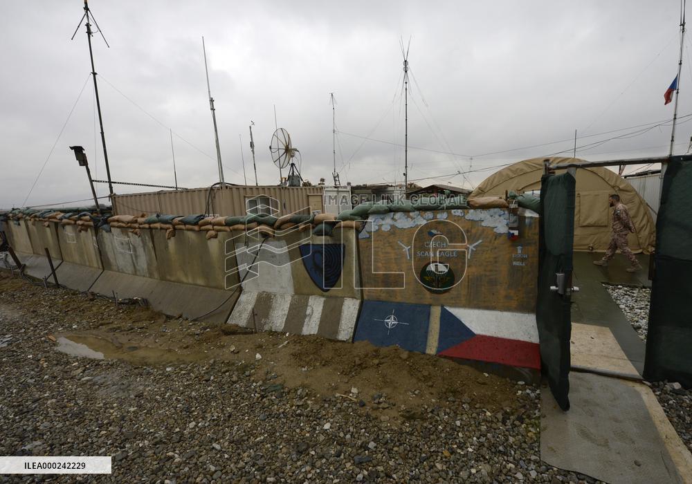 Bagram allied base, soldiers, Czech Scan Eagle team