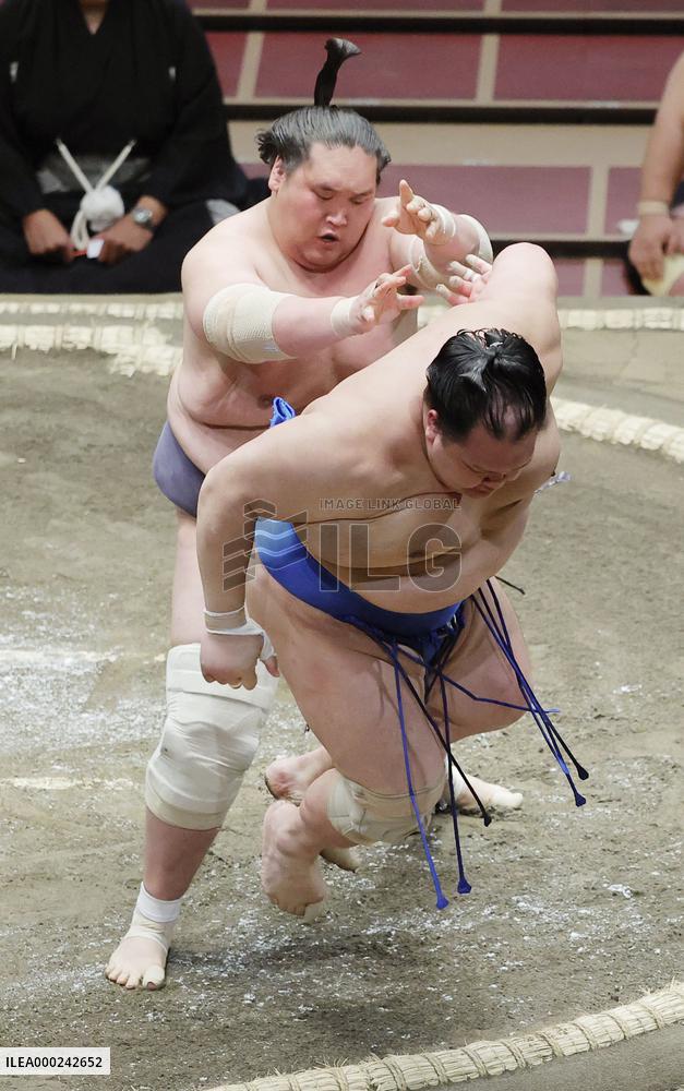 Summer Grand Sumo Tournament
