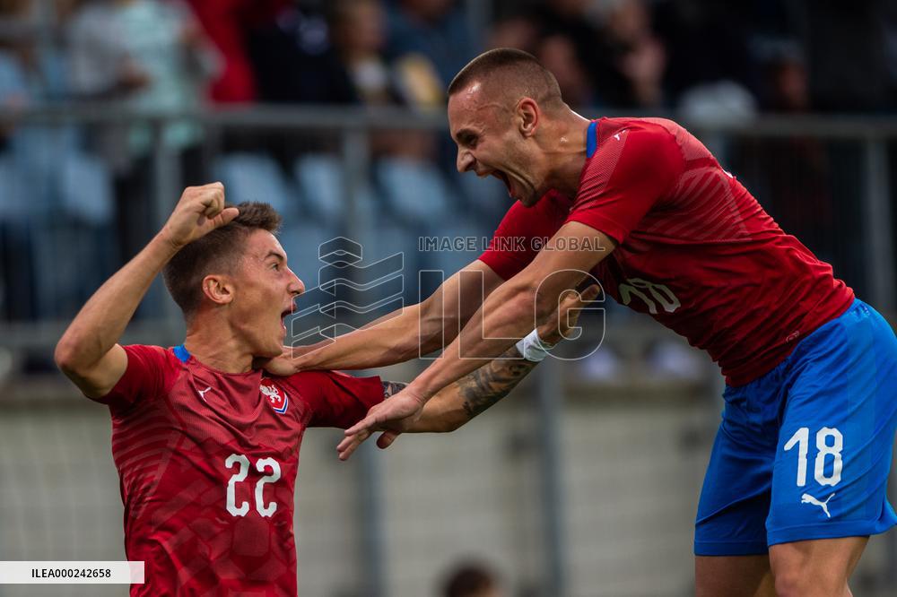 ANTONIN VANICEK, DENIS GRANECNY