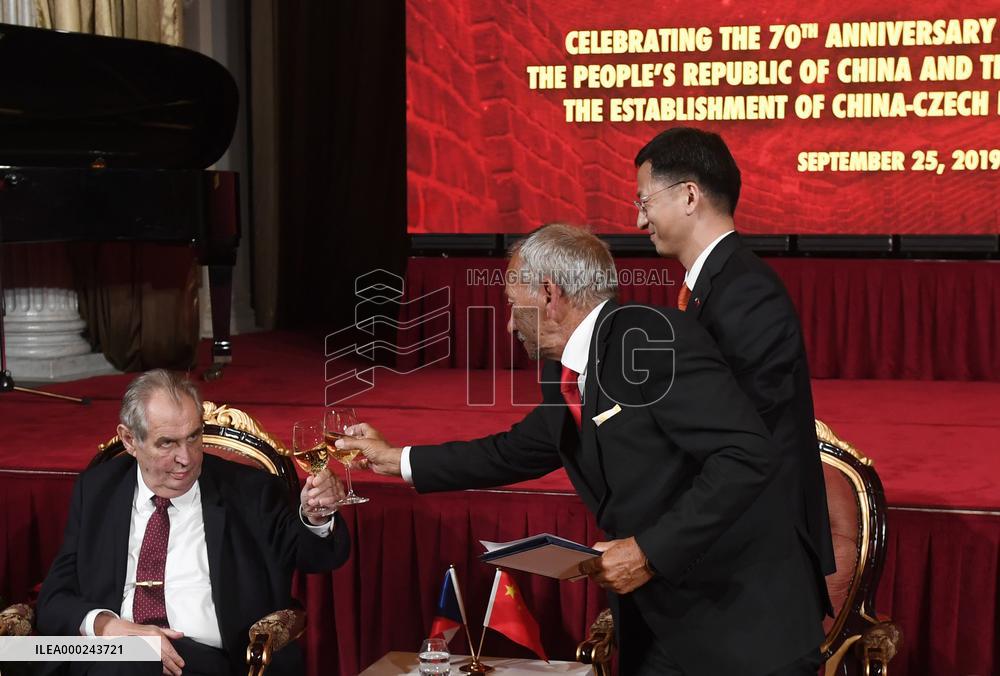 Milos Zeman, Jaroslav Kubera, Zhang Jianmin