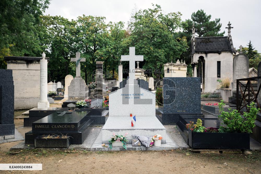 The gravestone for former French President Jacques Chirac and his daughter Laurence at the Montparnasse Cemetery