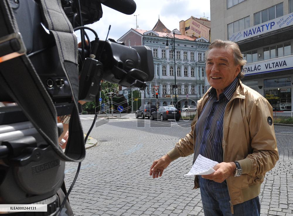 KAREL GOTT