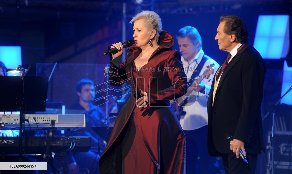 Karel Gott, Eva Urbanova