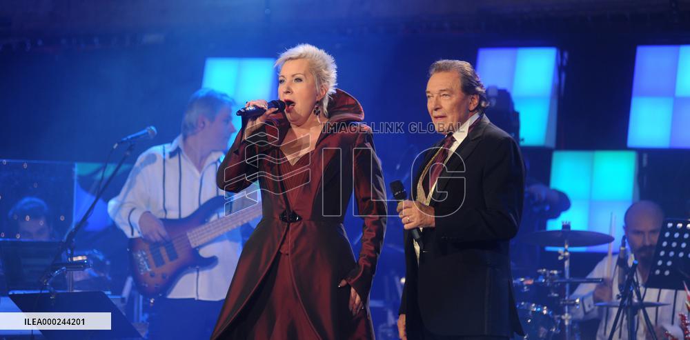 Karel Gott, Eva Urbanova