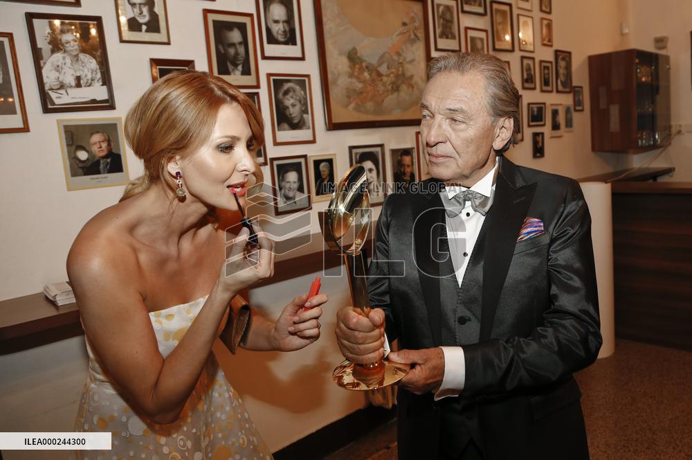 Karel Gott, Ivana Gottova
