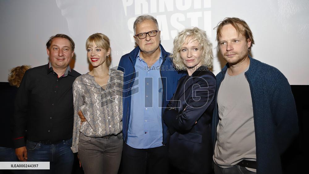 Robert Miklus, Malgorzata Buczkowska, Dariusz Jablonski, Anna (Ana) Geislerova, Krystof Hadek