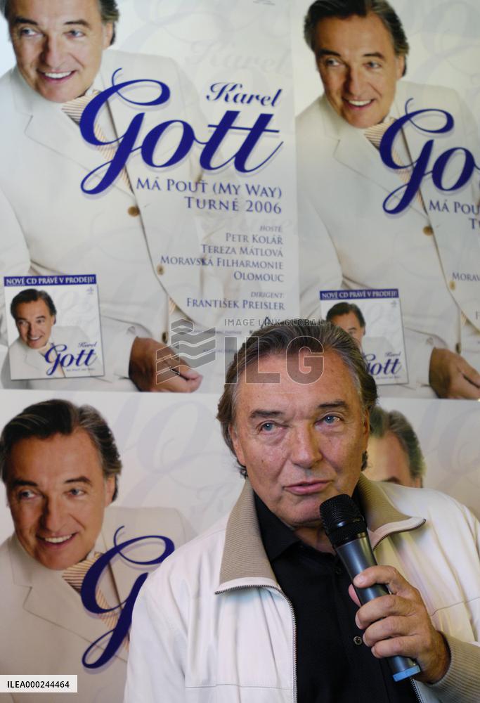 Karel GOTT