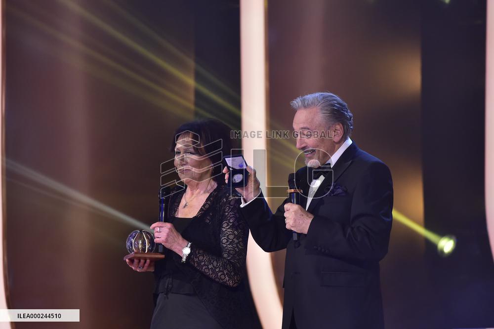 Karel Gott, Marta Kubisova