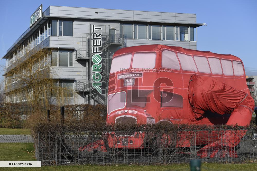 Agrofert, logo, headquarters