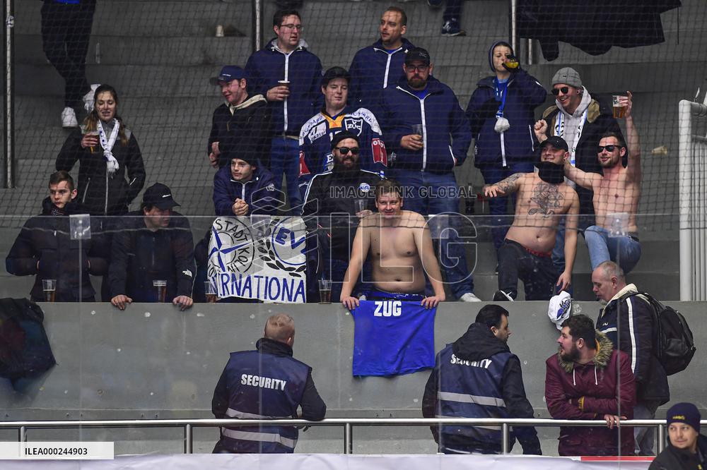 Fans of Zug