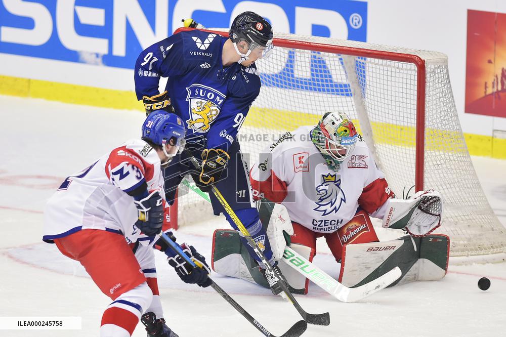 Lukas Klok, Juho Lammikko, Roman Will