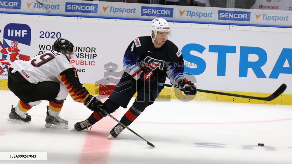 Dennis Lobach, Cam York