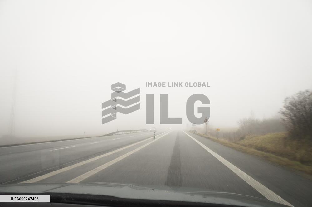 thick, heavy, dense fog, winter, European route E55