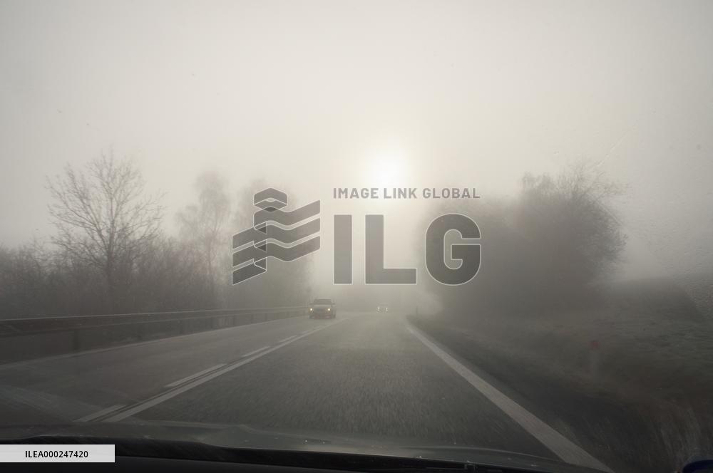 thick, heavy, dense fog, winter, European route E55