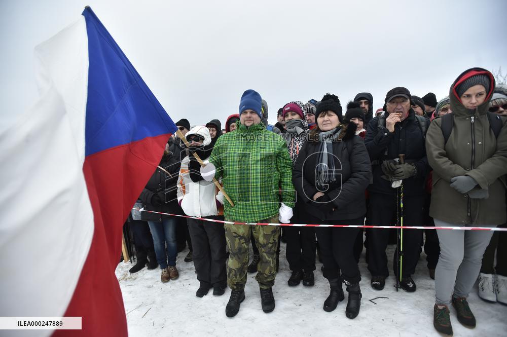 Traditional meeting of Czechs and Slovaks, Velka Javorina