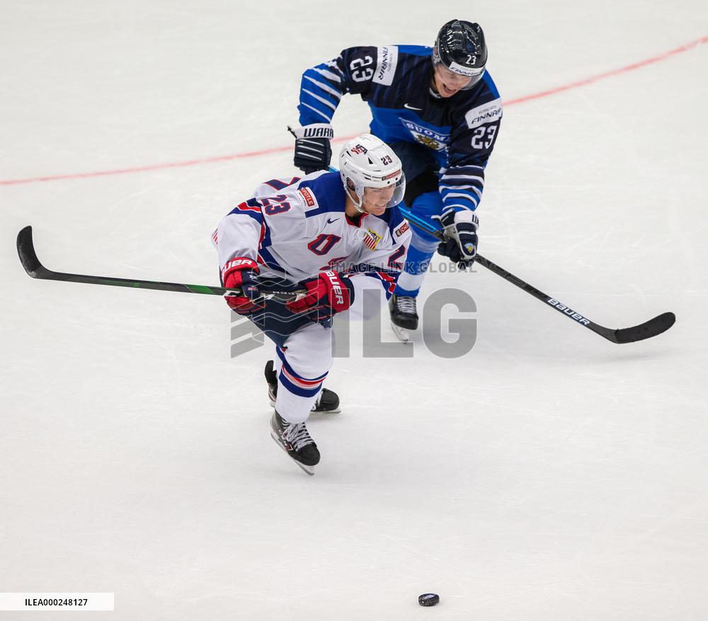 Bobby Brink, Ville Petman