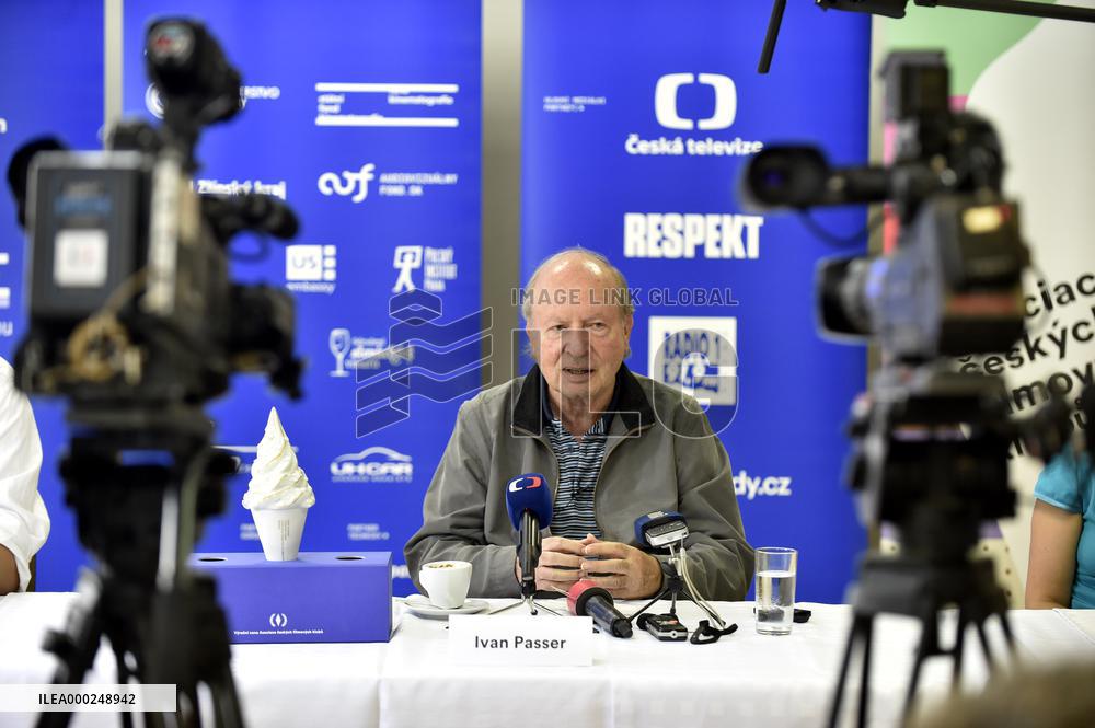 Ivan Passer died at 86