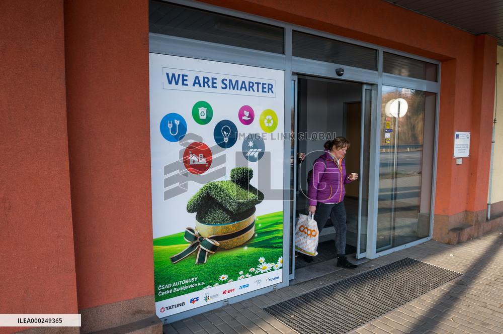 Pisek bus station, energy self-sufficient building
