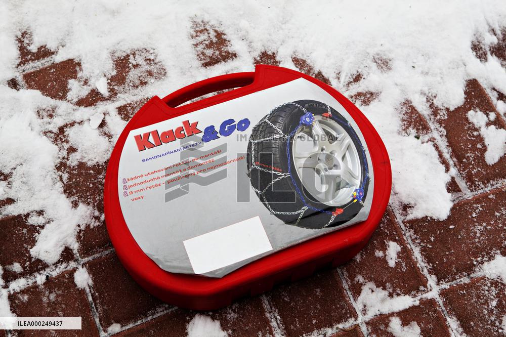 car, snow chains, tire, weather, winter, transportation, automobile