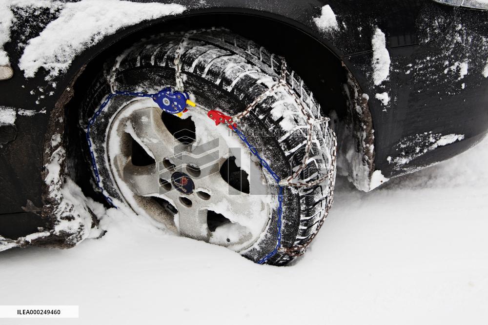car, snow chains, tire, weather, winter, transportation, automobile